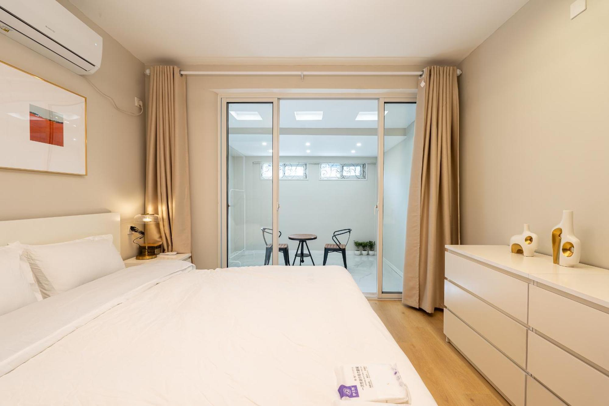 Hills&linghu's Transit-prime Suite-line 2, Huamu Rd 788, Direct To Key Spots & Sniec * Shanghai