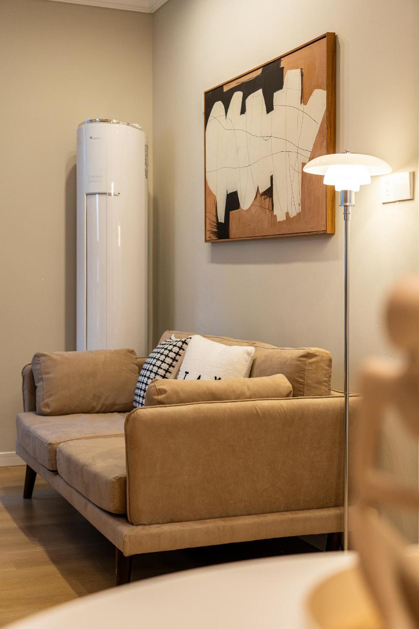 Hills&linghu's Transit-prime Suite-line 2, Huamu Rd 788, Direct To Key Spots & Sniec * Shanghai