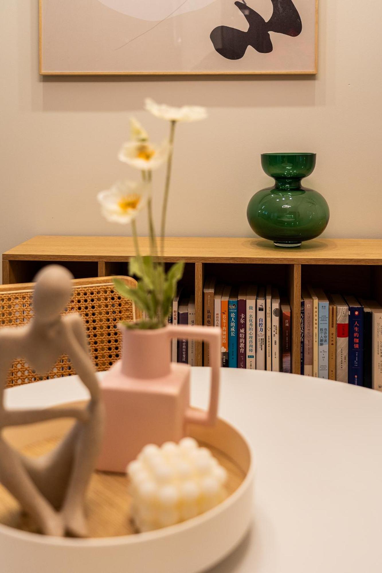 Hills&linghu's Transit-prime Suite-line 2, Huamu Rd 788, Direct To Key Spots & Sniec Apartment *