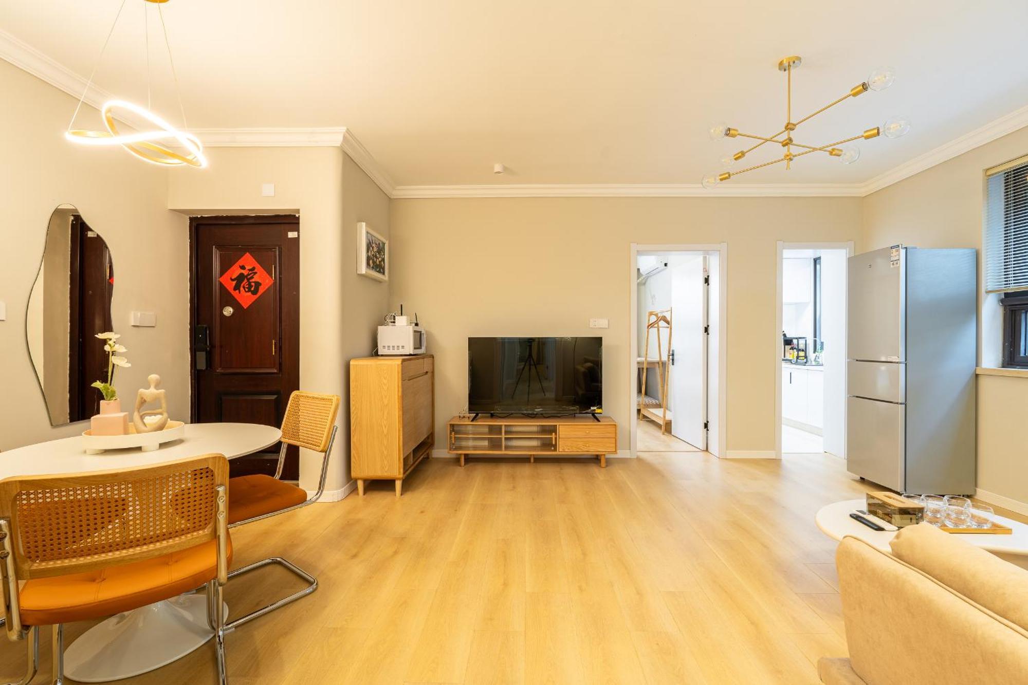 Hills&linghu's Transit-prime Suite-line 2, Huamu Rd 788, Direct To Key Spots & Sniec Apartment Shanghai