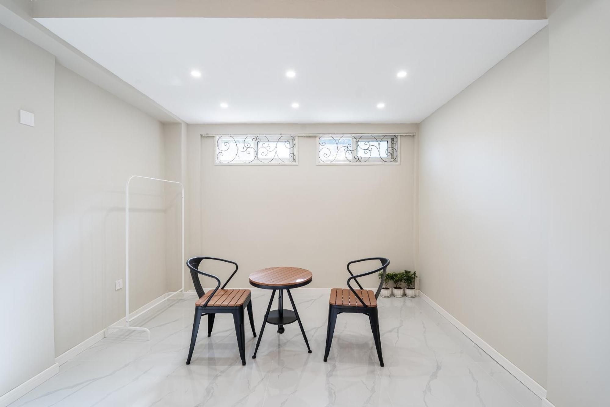 Hills&linghu's Transit-prime Suite-line 2, Huamu Rd 788, Direct To Key Spots & Sniec Apartment